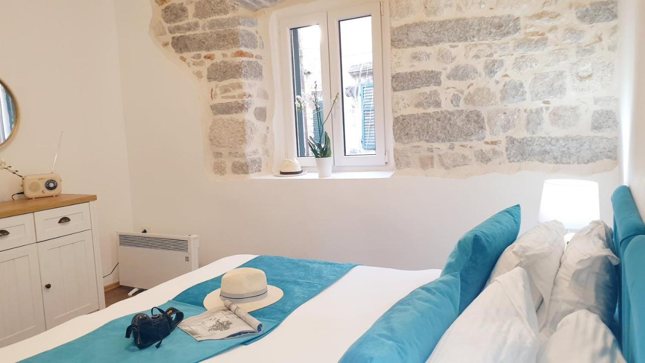La Rocca Apartment Old Town Kotor Bagian luar foto